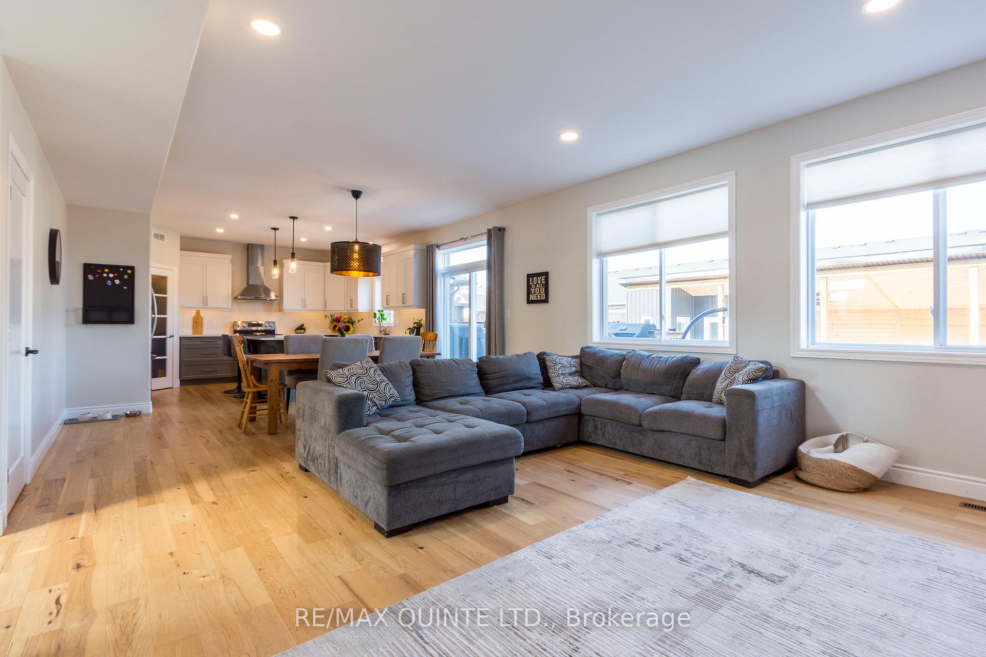 Photo 9 of 104 Hampton Ridge Drive, Belleville, Thurlow Ward — HOMEH