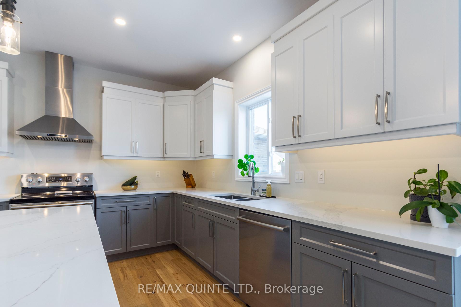 Photo 14 of 104 Hampton Ridge Drive, Belleville, Thurlow Ward — HOMEH