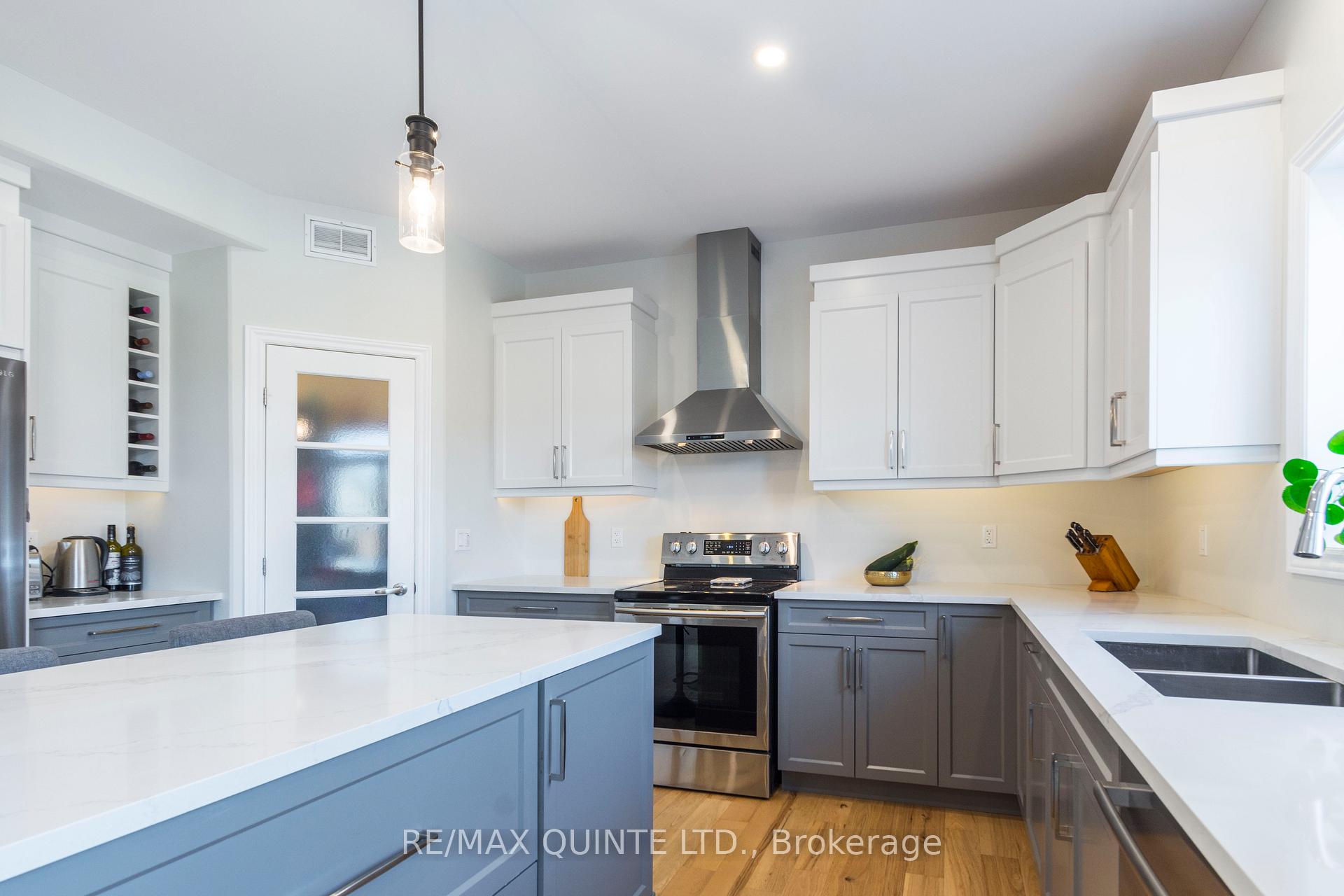 Photo 15 of 104 Hampton Ridge Drive, Belleville, Thurlow Ward — HOMEH