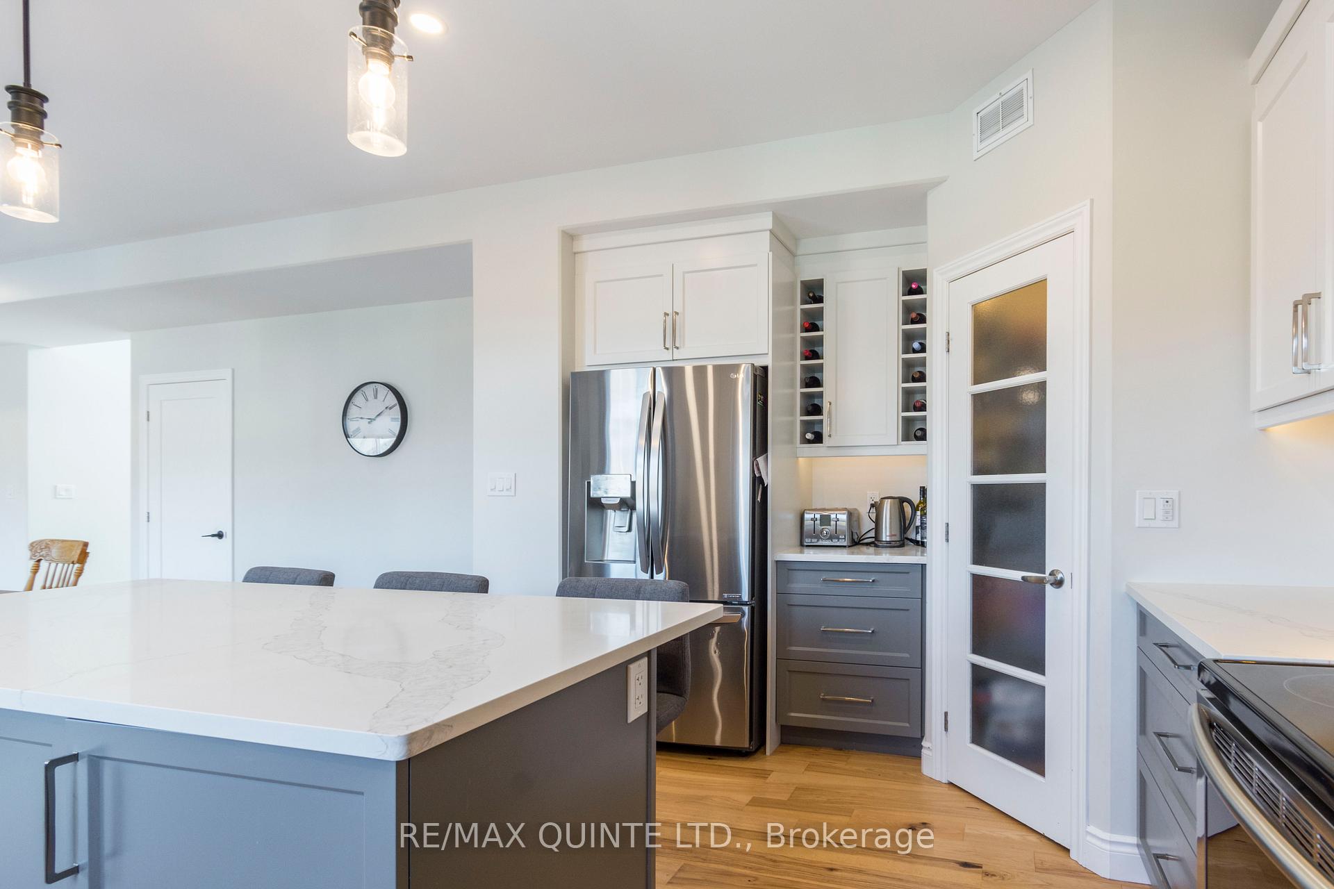 Photo 16 of 104 Hampton Ridge Drive, Belleville, Thurlow Ward — HOMEH