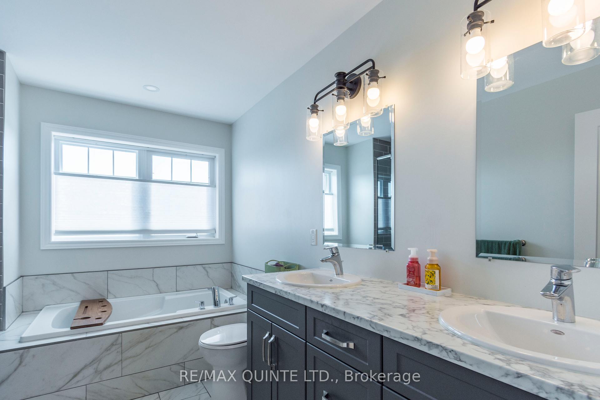 Photo 20 of 104 Hampton Ridge Drive, Belleville, Thurlow Ward — HOMEH
