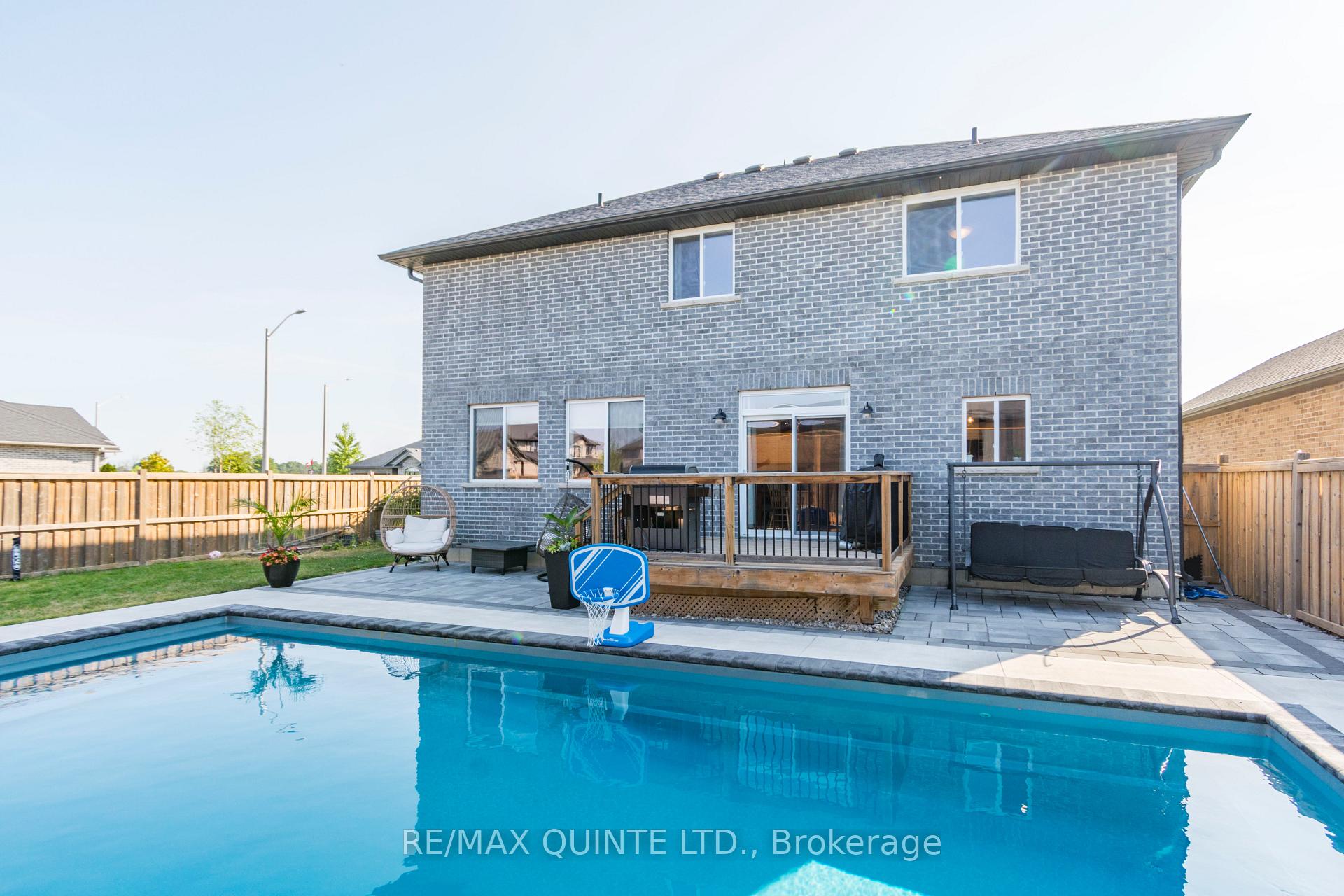 Photo 36 of 104 Hampton Ridge Drive, Belleville, Thurlow Ward — HOMEH