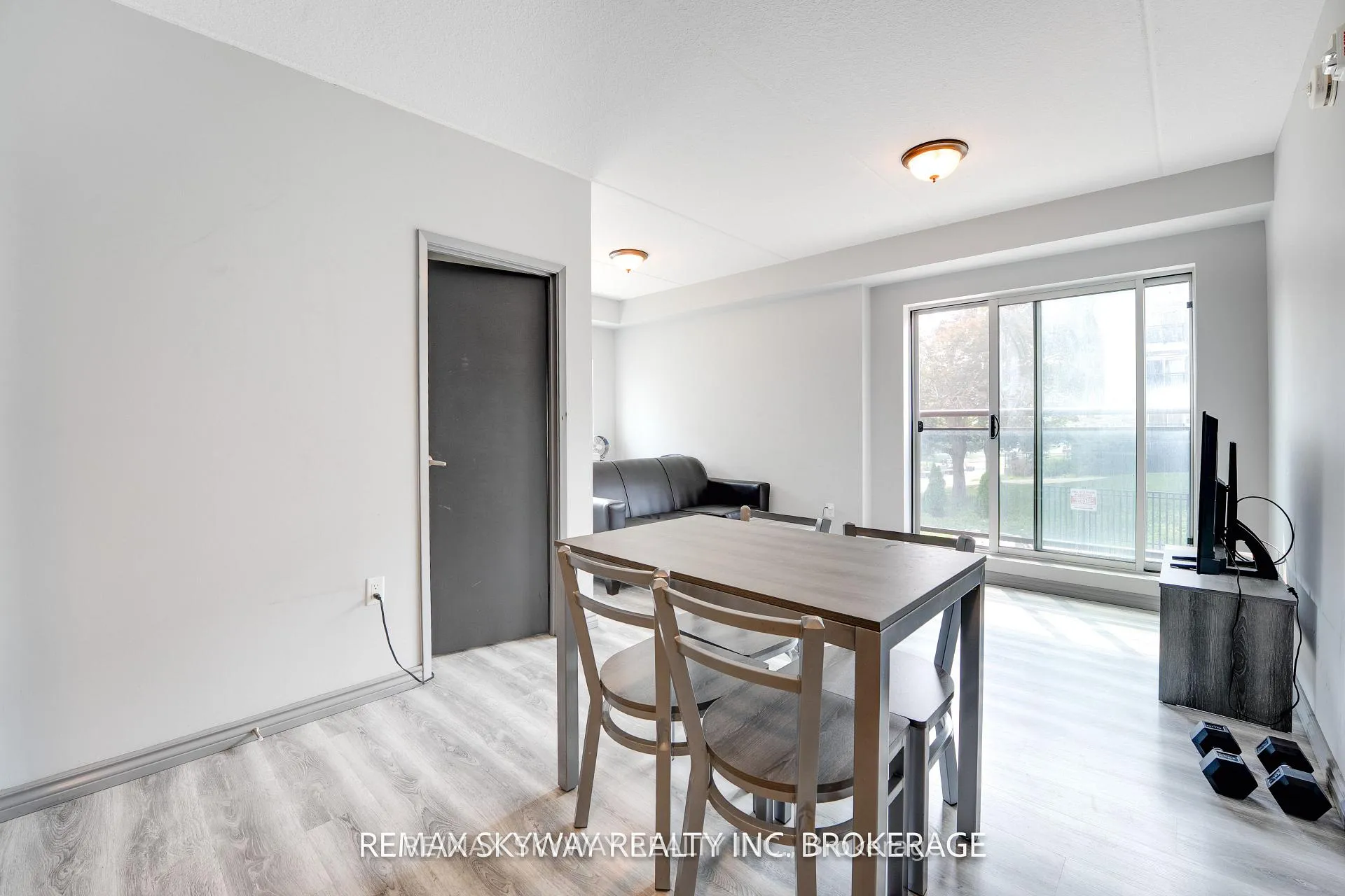 Photo 12 of Unit H203, 275 Larch Street, Waterloo, Beechwood/University — HOMEH