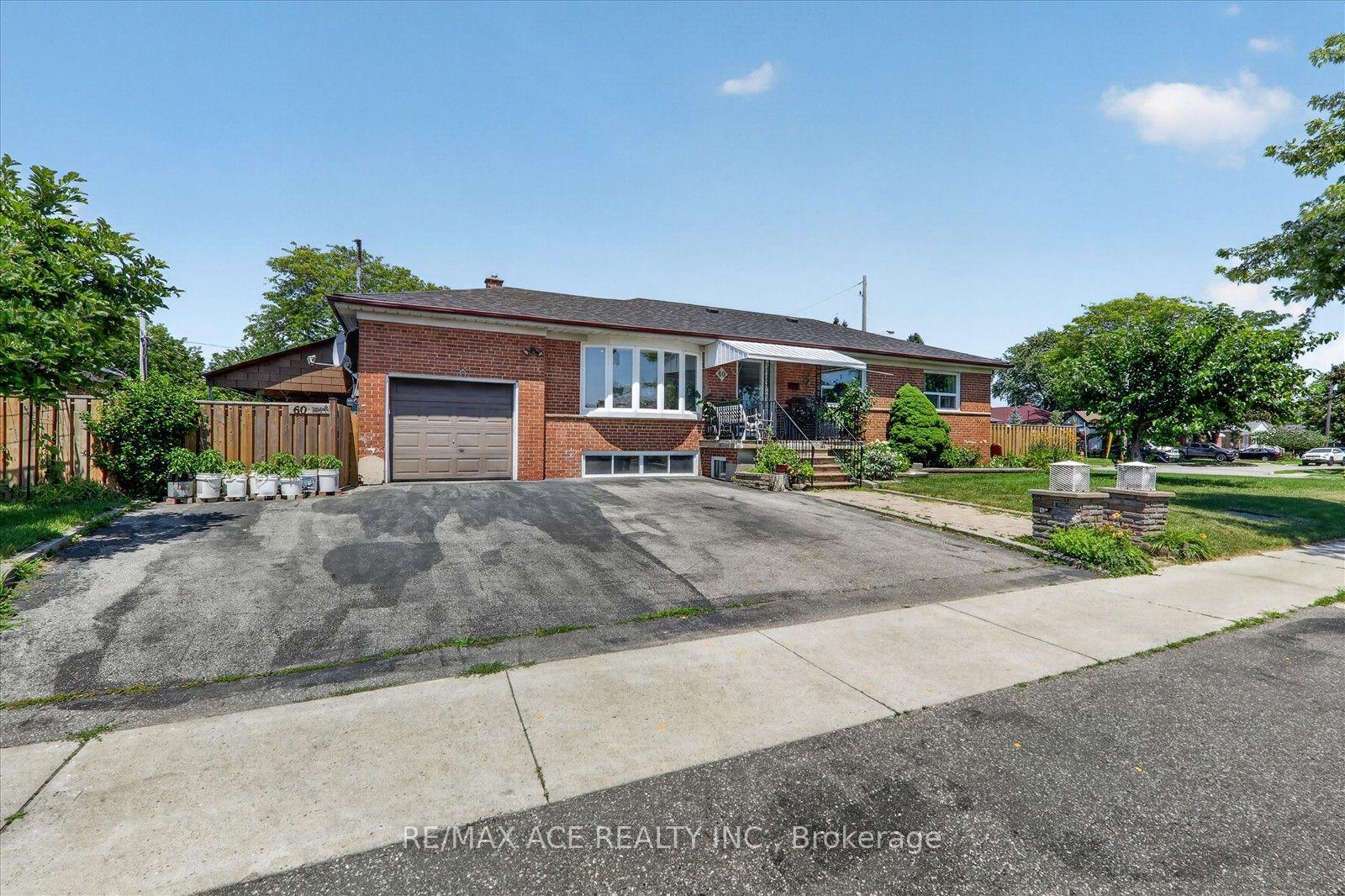 Photo 4 of 60 Chillery Avenue, Scarborough, Eglinton East — HOMEH