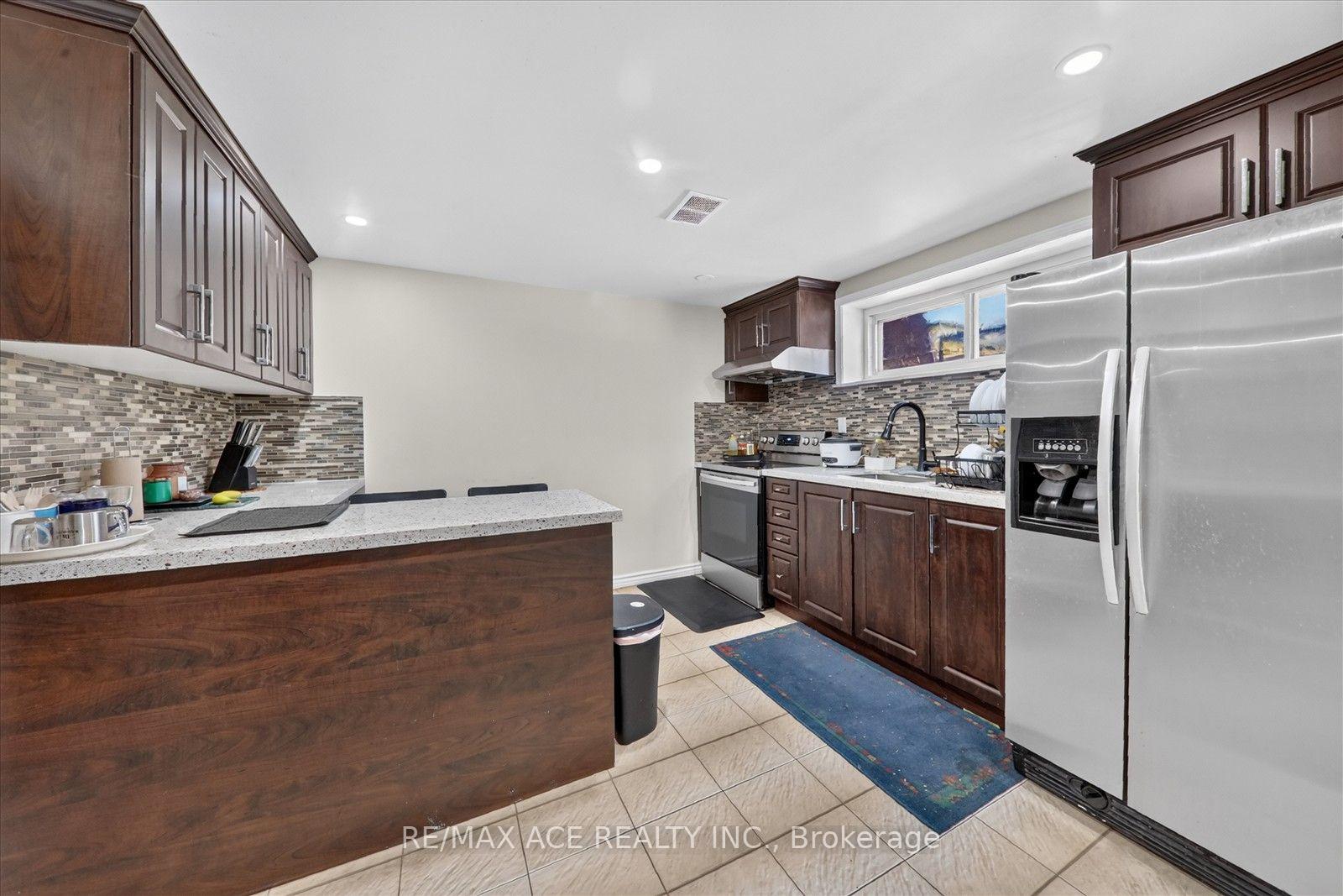 Photo 26 of 60 Chillery Avenue, Scarborough, Eglinton East — HOMEH