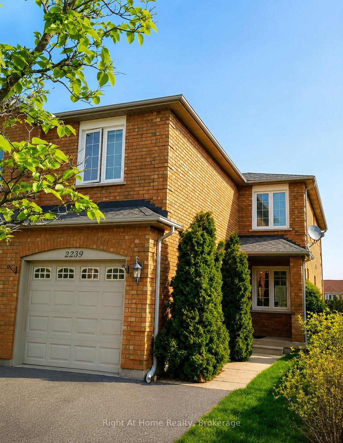 Photo 1 of 2239 Dale Ridge Drive, Oakville, West Oak Trails — HOMEH