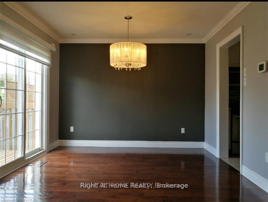 Photo 6 of 2239 Dale Ridge Drive, Oakville, West Oak Trails — HOMEH