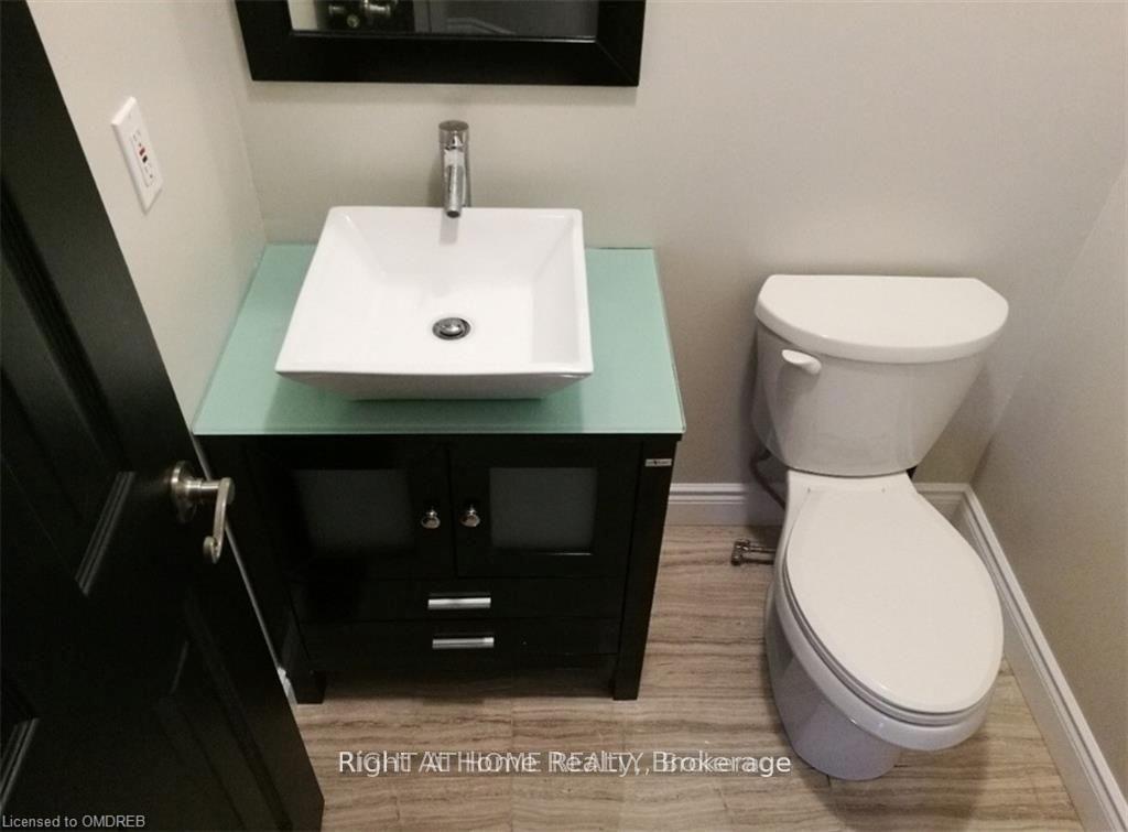Photo 8 of 2239 Dale Ridge Drive, Oakville, West Oak Trails — HOMEH