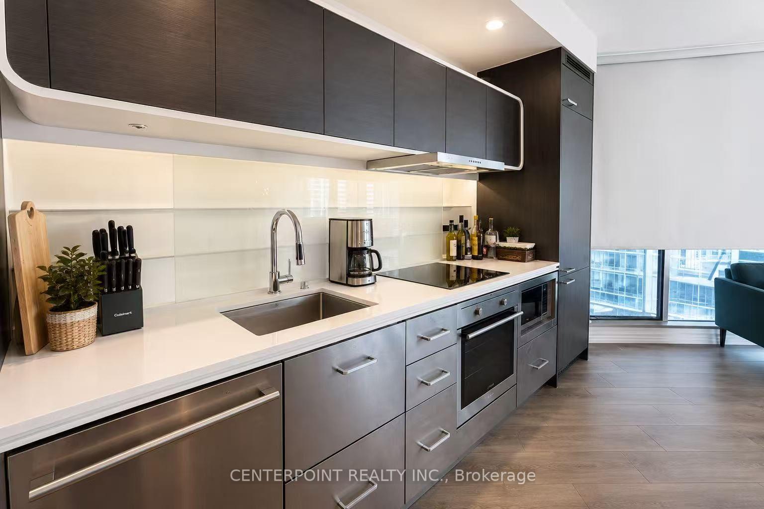 Photo 3 of Unit 1606, 45 Charles Street E, Toronto, Church-Yonge Corridor — HOMEH