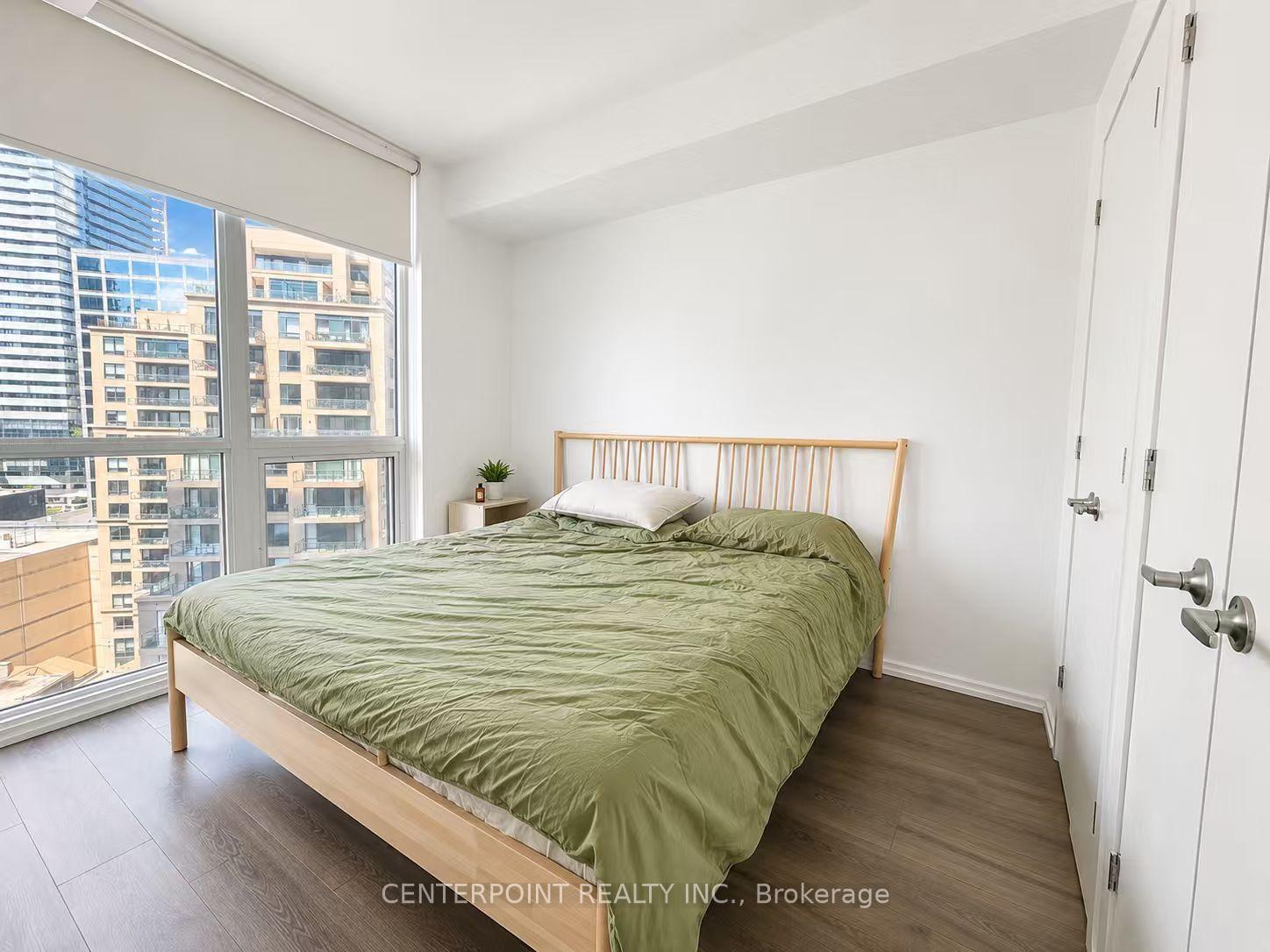 Photo 5 of Unit 1606, 45 Charles Street E, Toronto, Church-Yonge Corridor — HOMEH