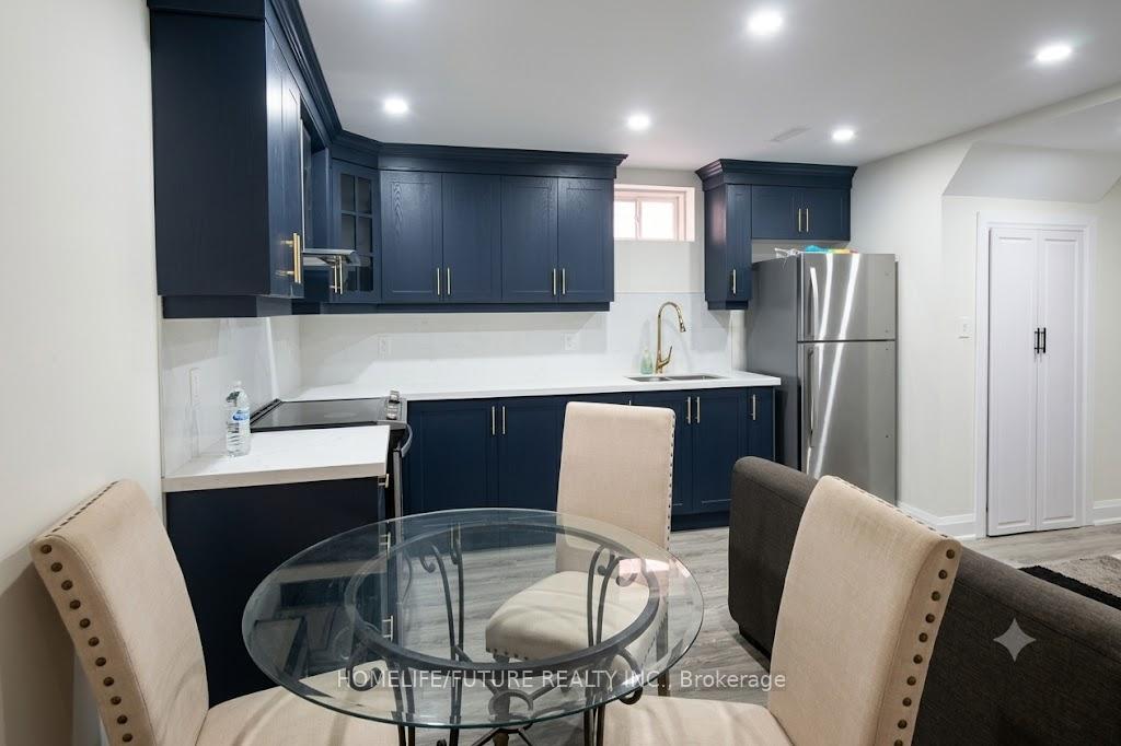 Photo 3 of Unit Bsmt, 31 Hayeraft Street, Whitby, Williamsburg — HOMEH