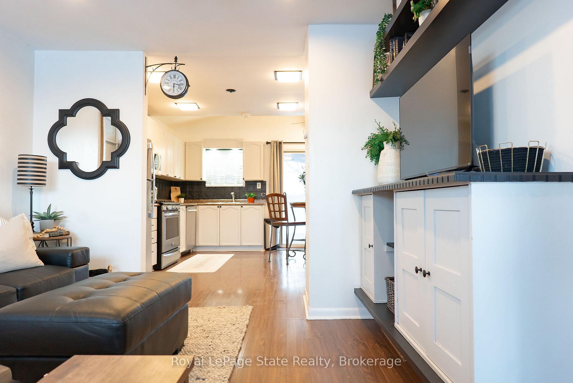 Photo 12 of 717 Knox Avenue, Hamilton, Parkview — HOMEH
