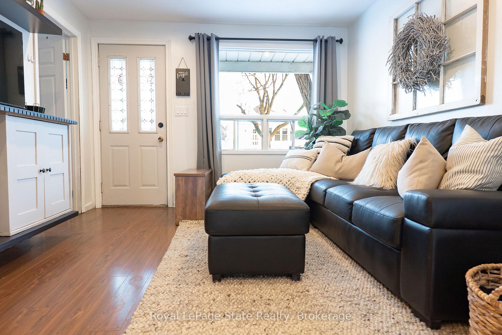Photo 14 of 717 Knox Avenue, Hamilton, Parkview — HOMEH