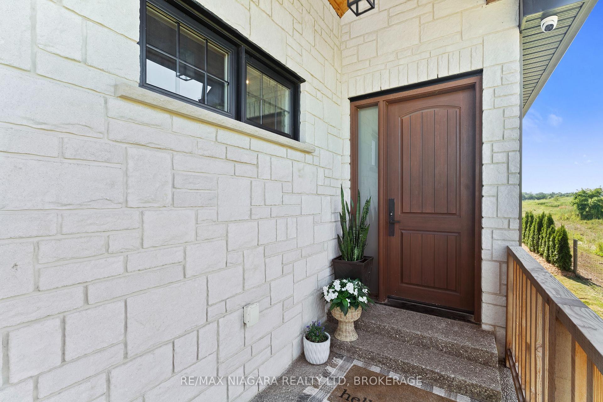 Photo 10 of 1519 Merrittville, Thorold, Hurricane/Merrittville — HOMEH