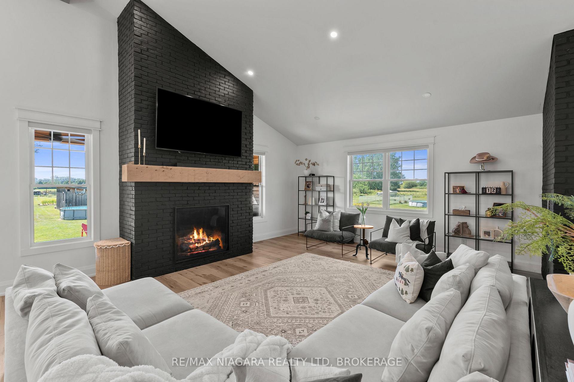 Photo 13 of 1519 Merrittville, Thorold, Hurricane/Merrittville — HOMEH