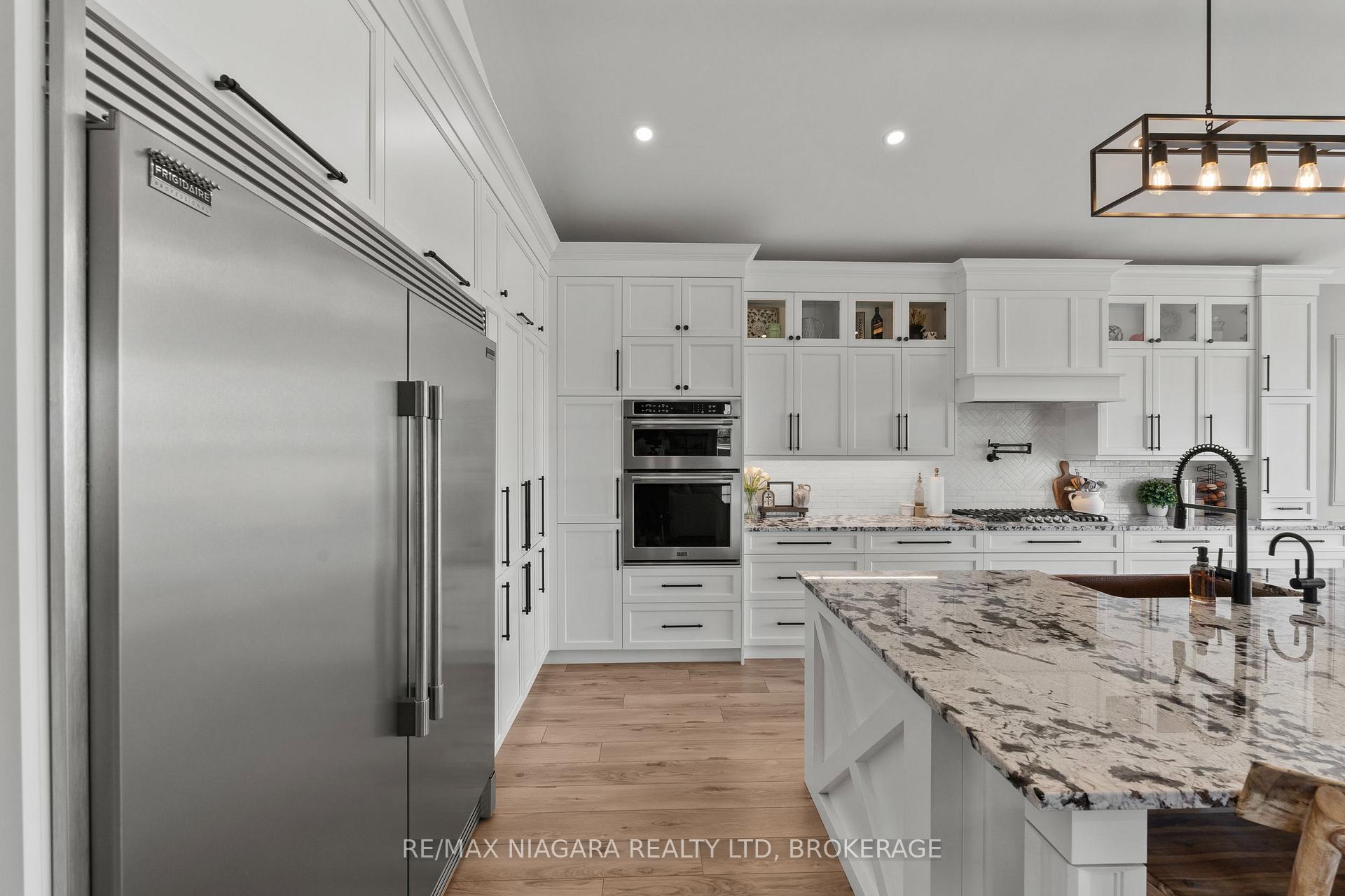 Photo 17 of 1519 Merrittville, Thorold, Hurricane/Merrittville — HOMEH