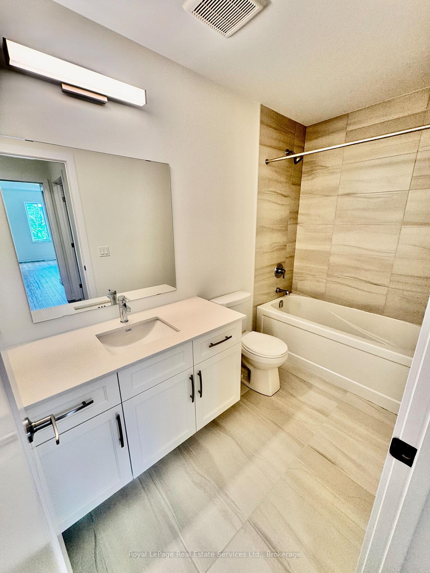 Photo 21 of 86 Valley Trail Place, Hamilton, Waterdown — HOMEH