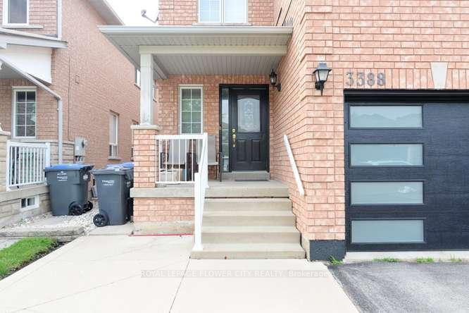 Photo 3 of 3388 Crimson King Circle, Mississauga, Lisgar — HOMEH