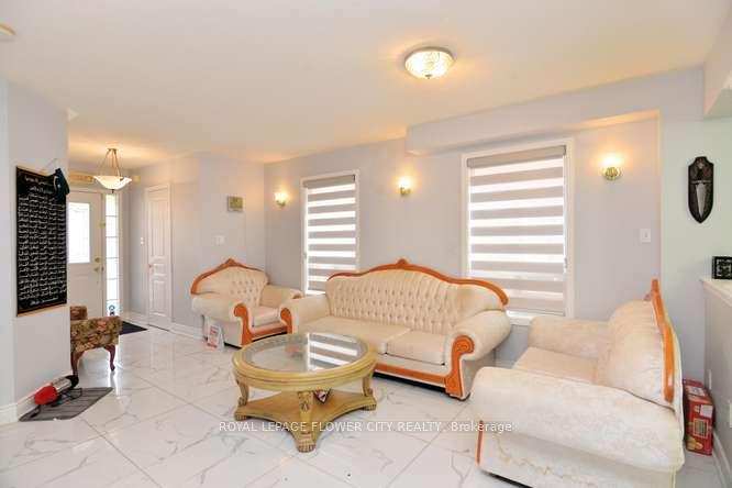 Photo 6 of 3388 Crimson King Circle, Mississauga, Lisgar — HOMEH