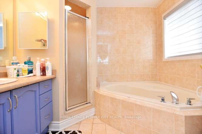 Photo 32 of 3388 Crimson King Circle, Mississauga, Lisgar — HOMEH