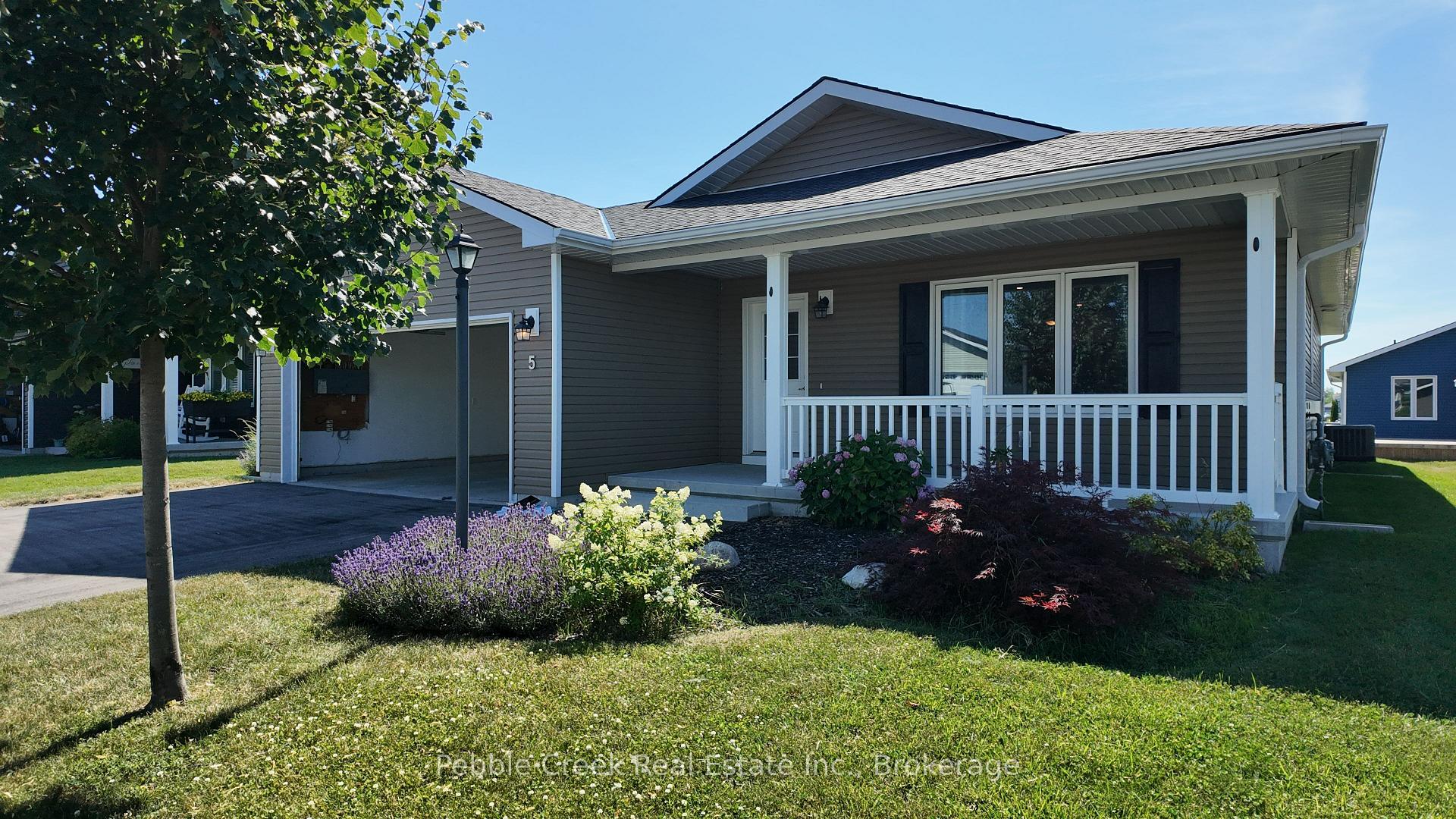 Front of 5 Sweetwater Drive S