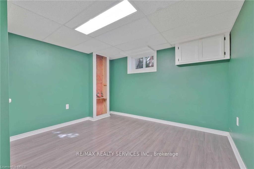 Photo 16 of 675 Inverness Avenue, Burlington, LaSalle — HOMEH