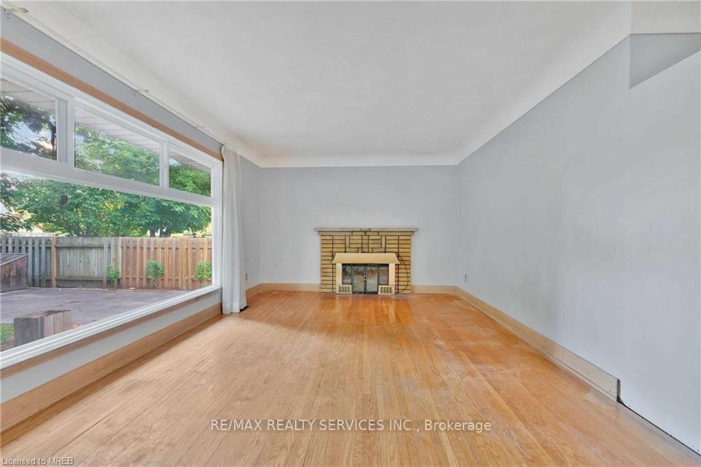 Photo 26 of 675 Inverness Avenue, Burlington, LaSalle — HOMEH