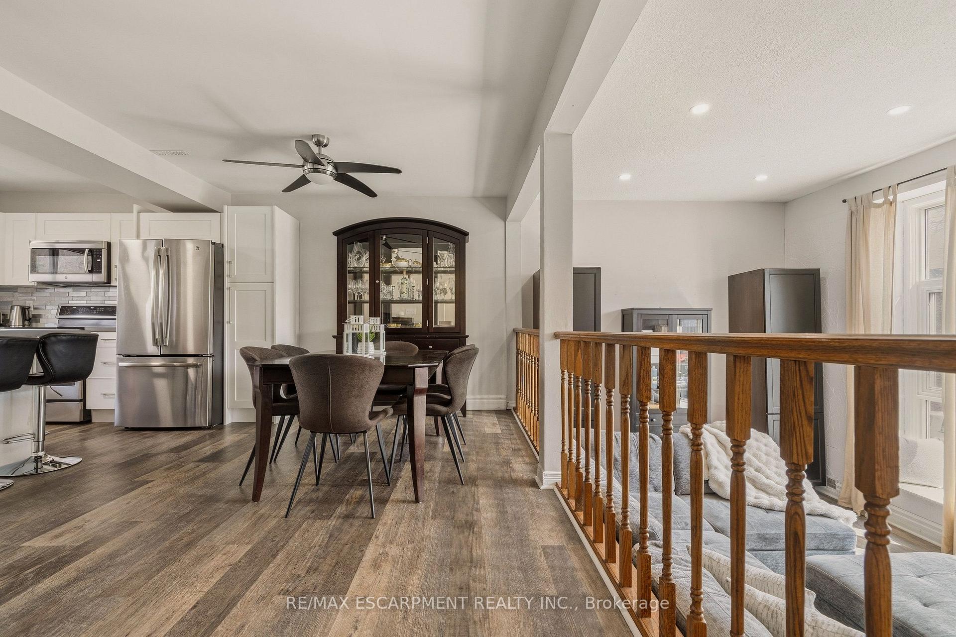 Photo 8 of Unit 6, 23 Watsons Lane, Hamilton, Dundas — HOMEH