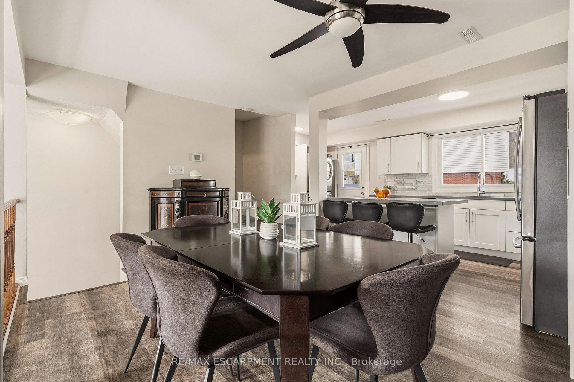 Photo 11 of Unit 6, 23 Watsons Lane, Hamilton, Dundas — HOMEH