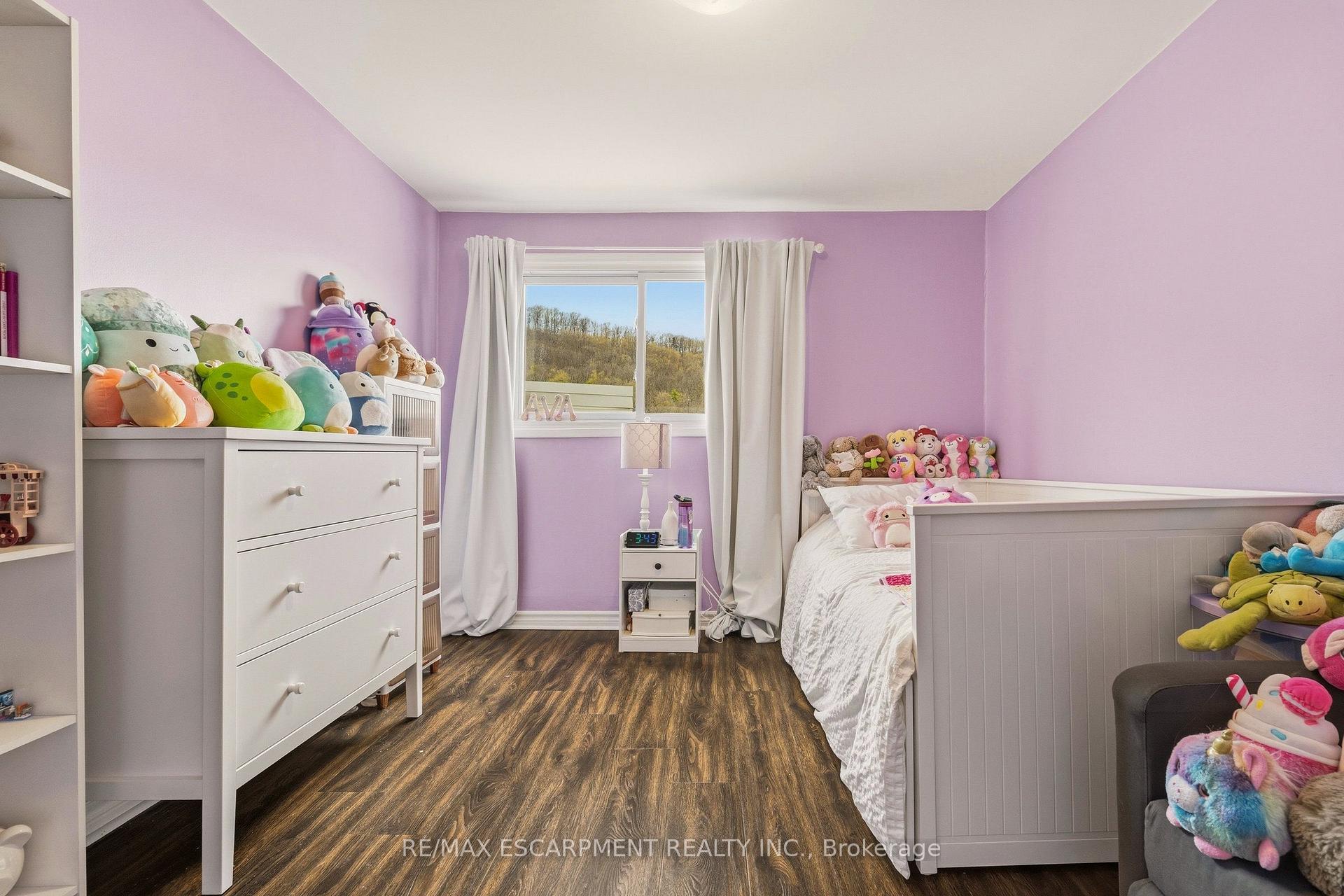 Photo 26 of Unit 6, 23 Watsons Lane, Hamilton, Dundas — HOMEH