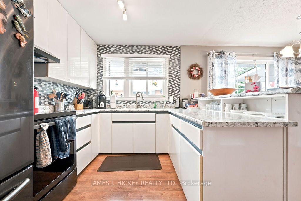 Photo 5 of 23 Newton Crescent, Deep River, Deep River — HOMEH