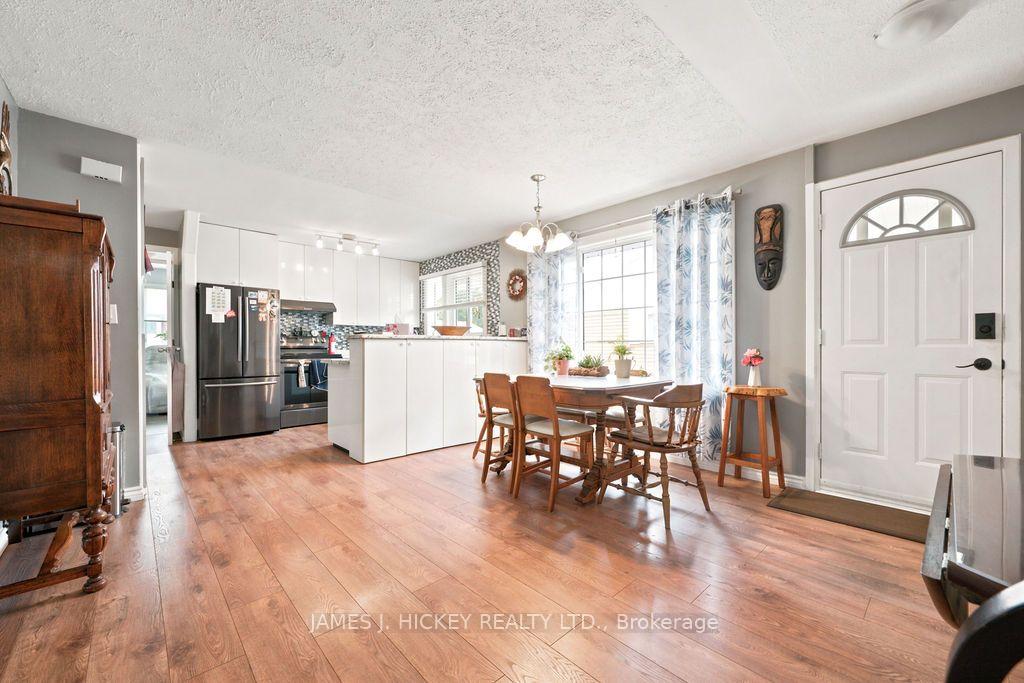 Photo 11 of 23 Newton Crescent, Deep River, Deep River — HOMEH