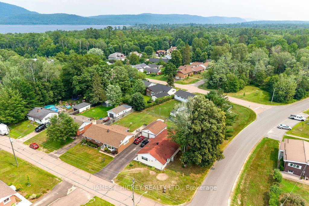 Photo 46 of 23 Newton Crescent, Deep River, Deep River — HOMEH
