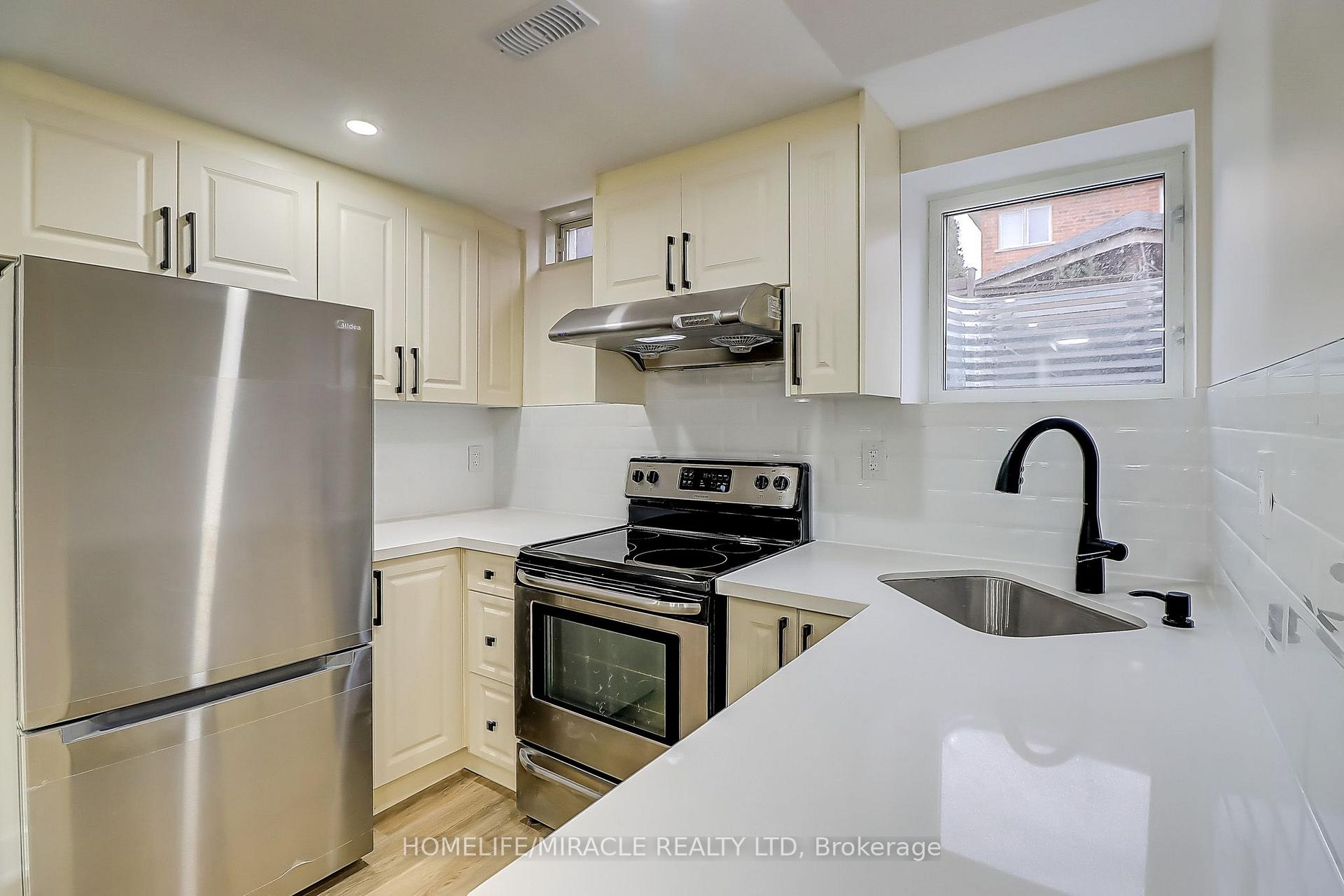 Photo 5 of 6892 Postmaster Ridge, Mississauga, Meadowvale Village — HOMEH