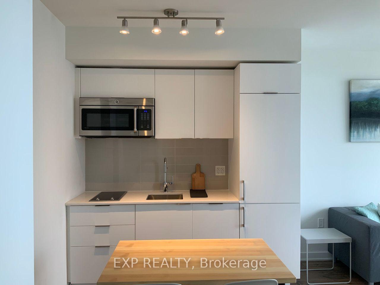 Photo 2 of Unit 512, 27 Bathurst Street, Toronto, Waterfront Communities — HOMEH