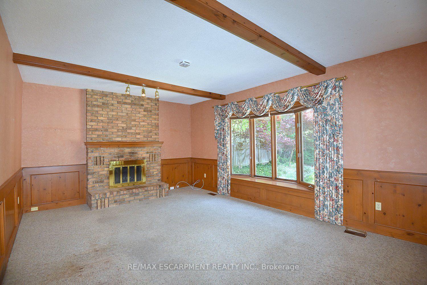 Photo 8 of 275 Woodland Drive, Hamilton, Ancaster — HOMEH