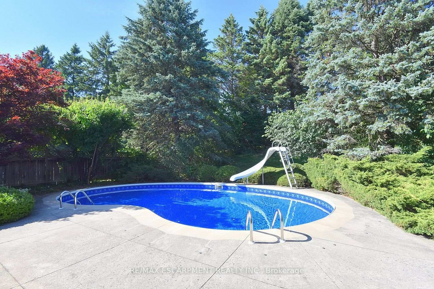 Photo 16 of 275 Woodland Drive, Hamilton, Ancaster — HOMEH