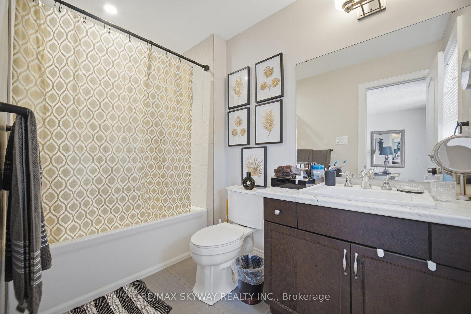 Photo 27 of 69 Nathan Crescent, Barrie, Painswick South — HOMEH