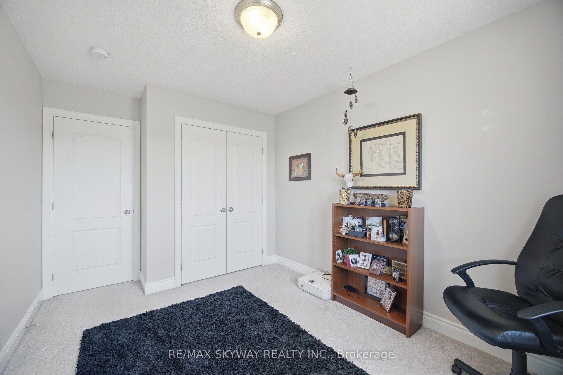 Photo 32 of 69 Nathan Crescent, Barrie, Painswick South — HOMEH