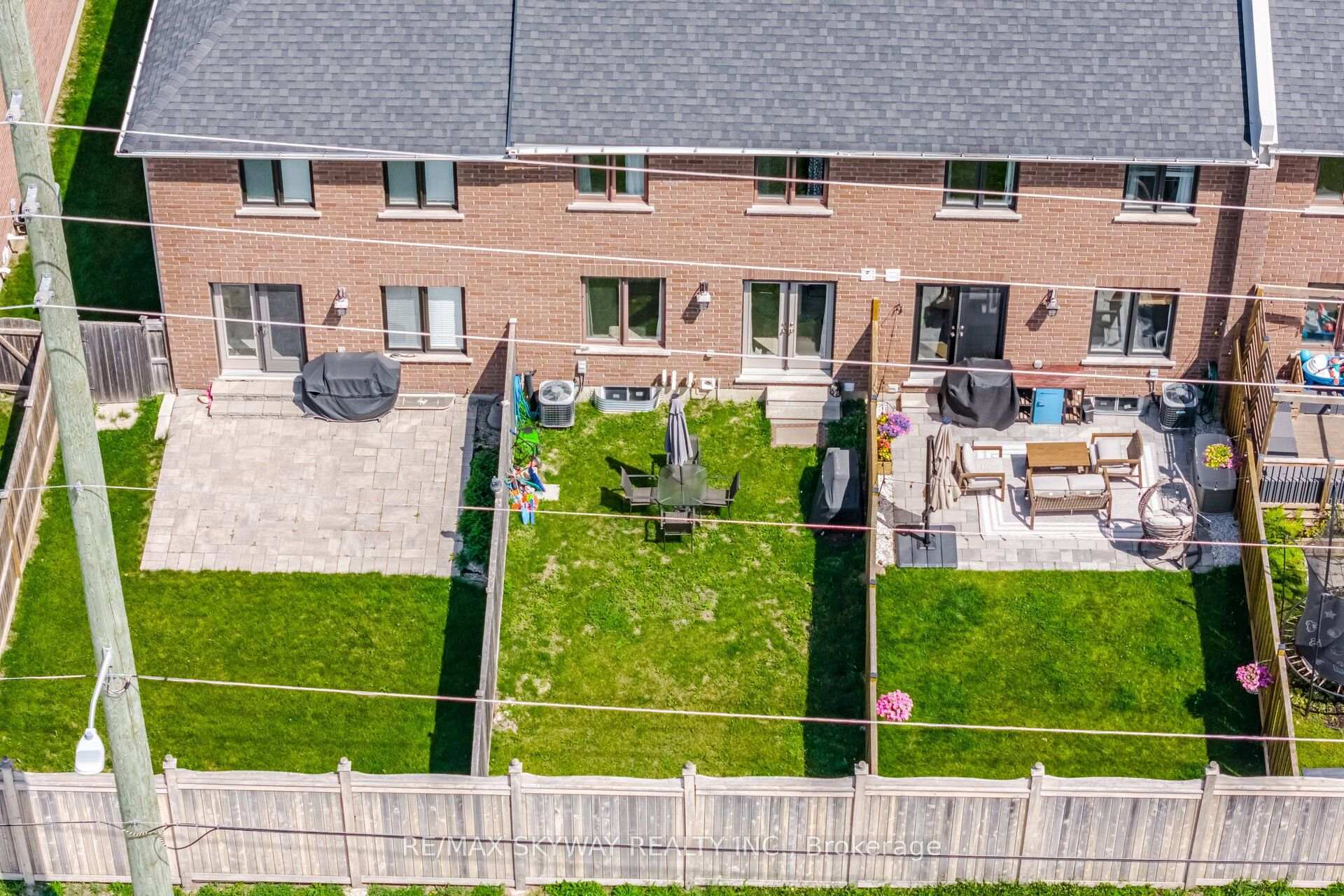 Photo 43 of 69 Nathan Crescent, Barrie, Painswick South — HOMEH