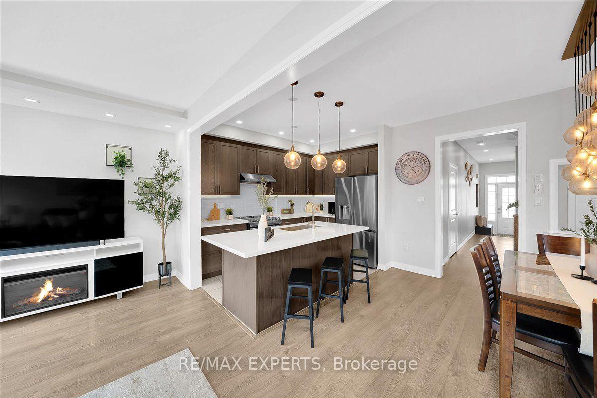 Photo 7 of 65 Casserley Crescent, New Tecumseth, Tottenham — HOMEH