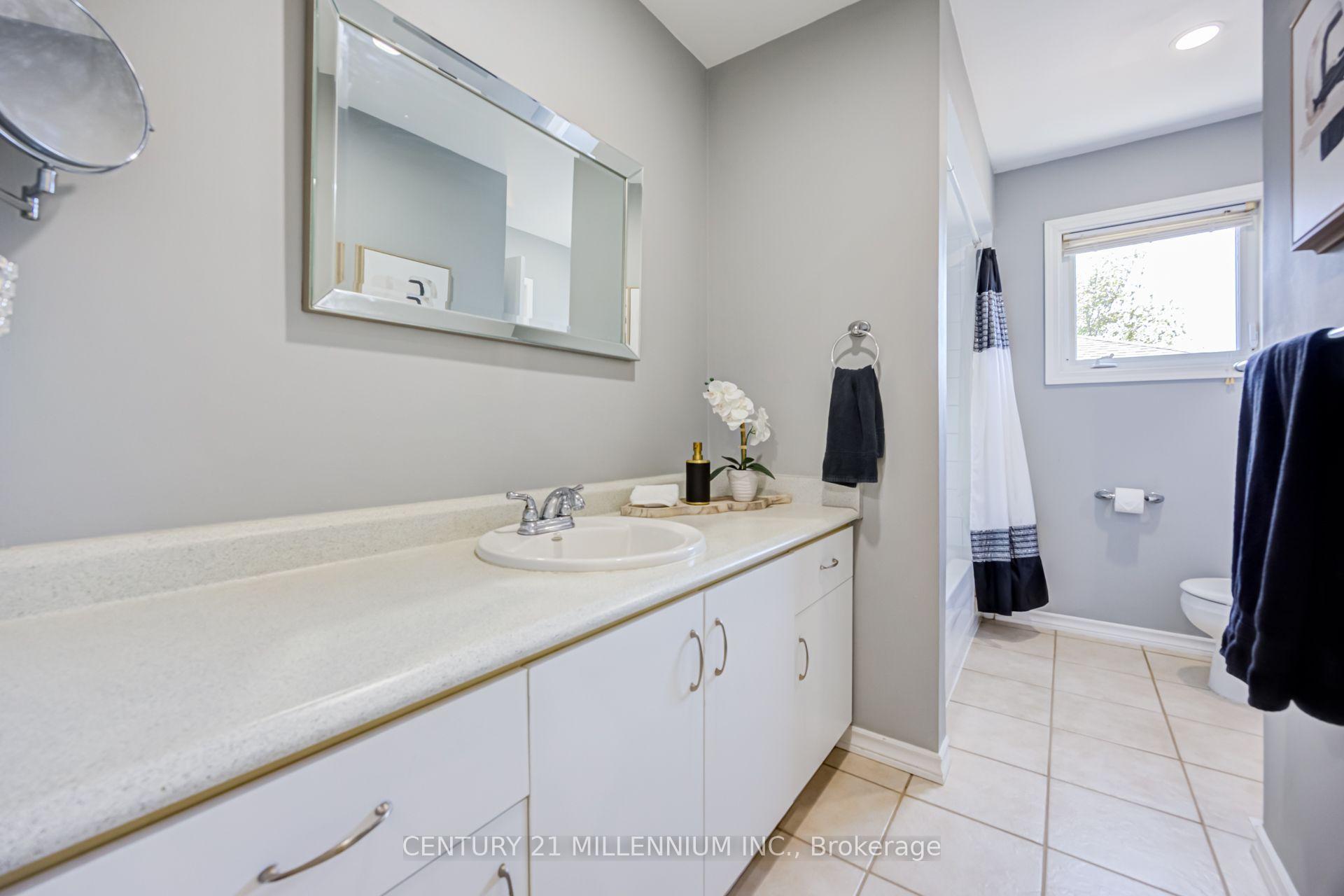 Photo 21 of 335 Bailey Drive, Orangeville — HOMEH