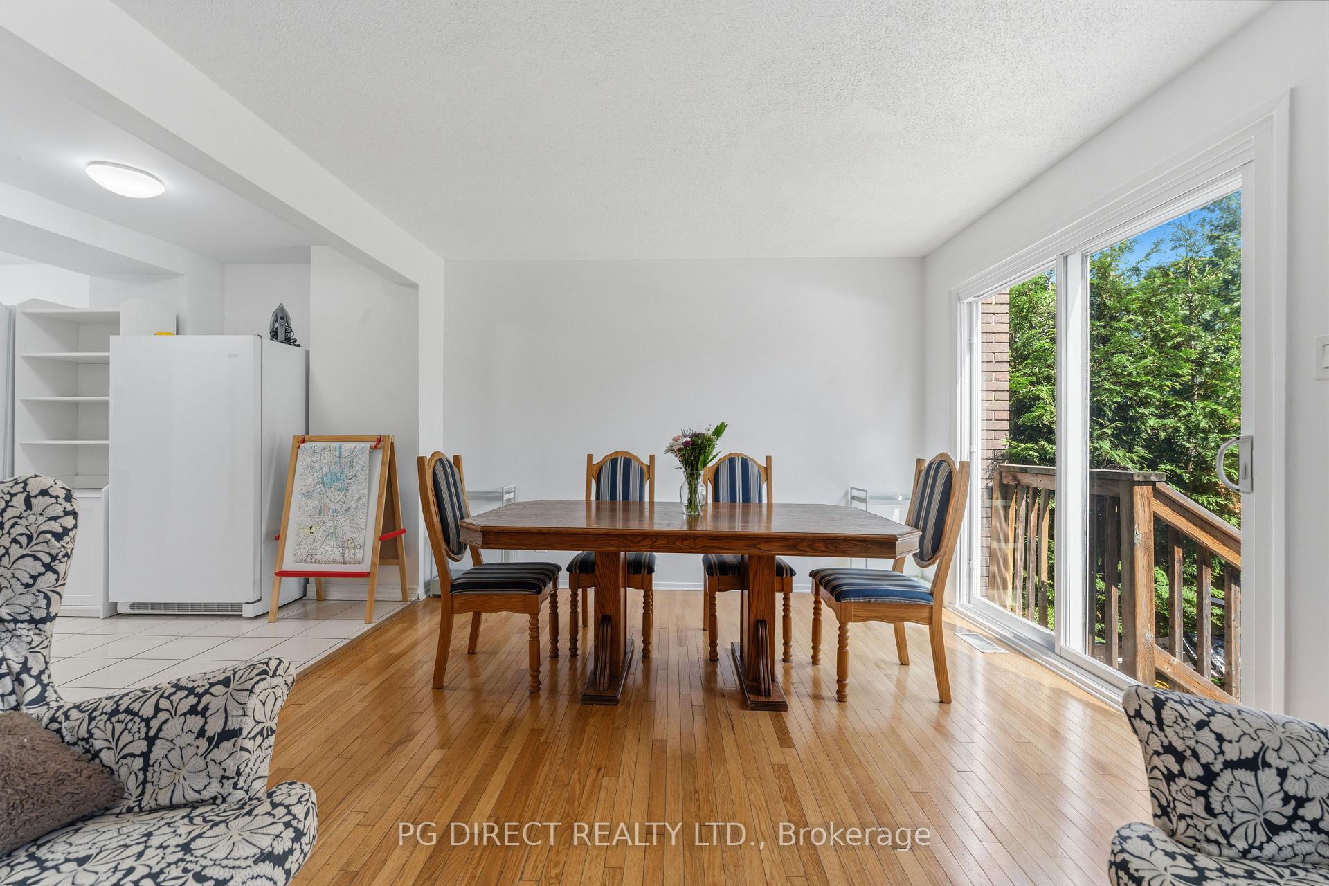 Photo 9 of 3K Arnold Drive, Ottawa, Arbeatha Park — HOMEH