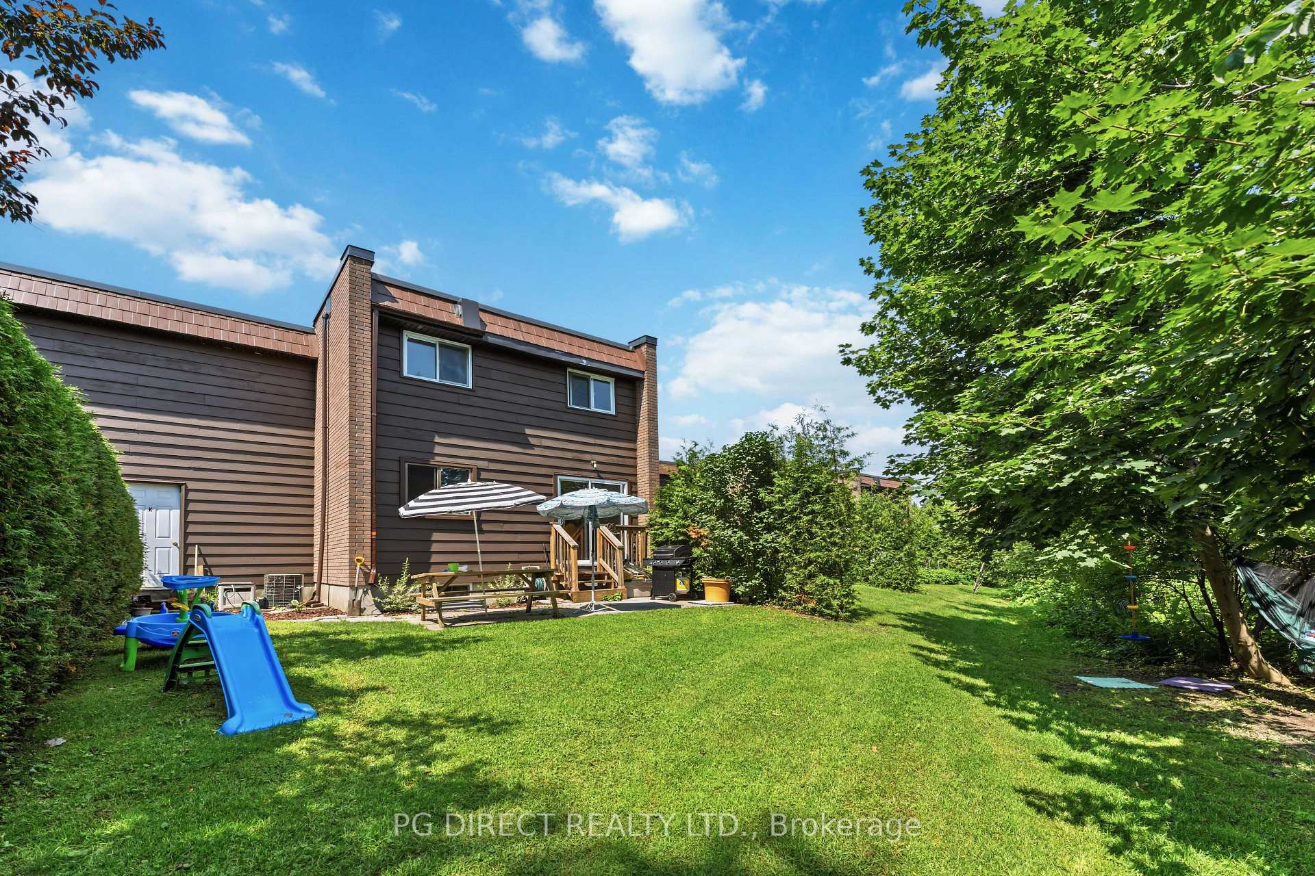 Photo 23 of 3K Arnold Drive, Ottawa, Arbeatha Park — HOMEH