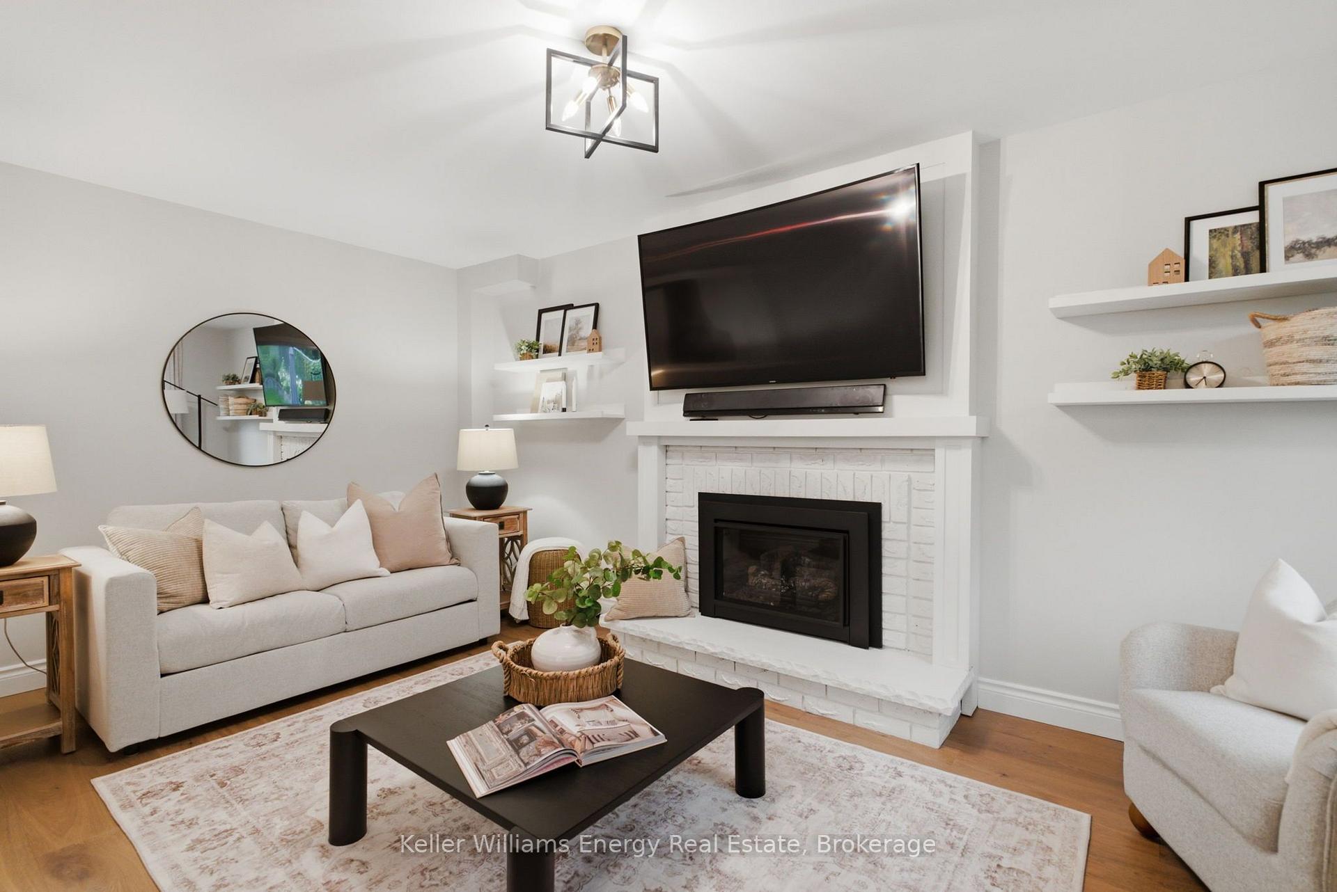 Photo 10 of 150 Large Crescent, Ajax, Central West — HOMEH