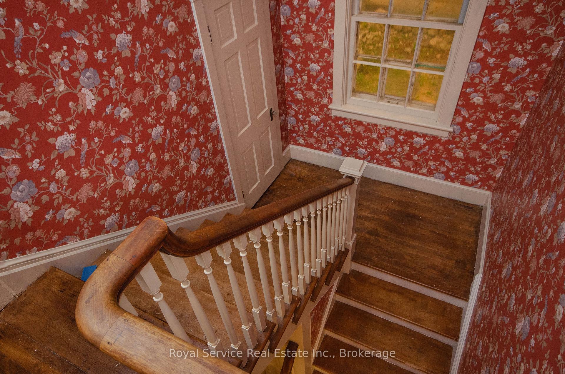 Photo 23 of 52 King Street, Port Hope — HOMEH