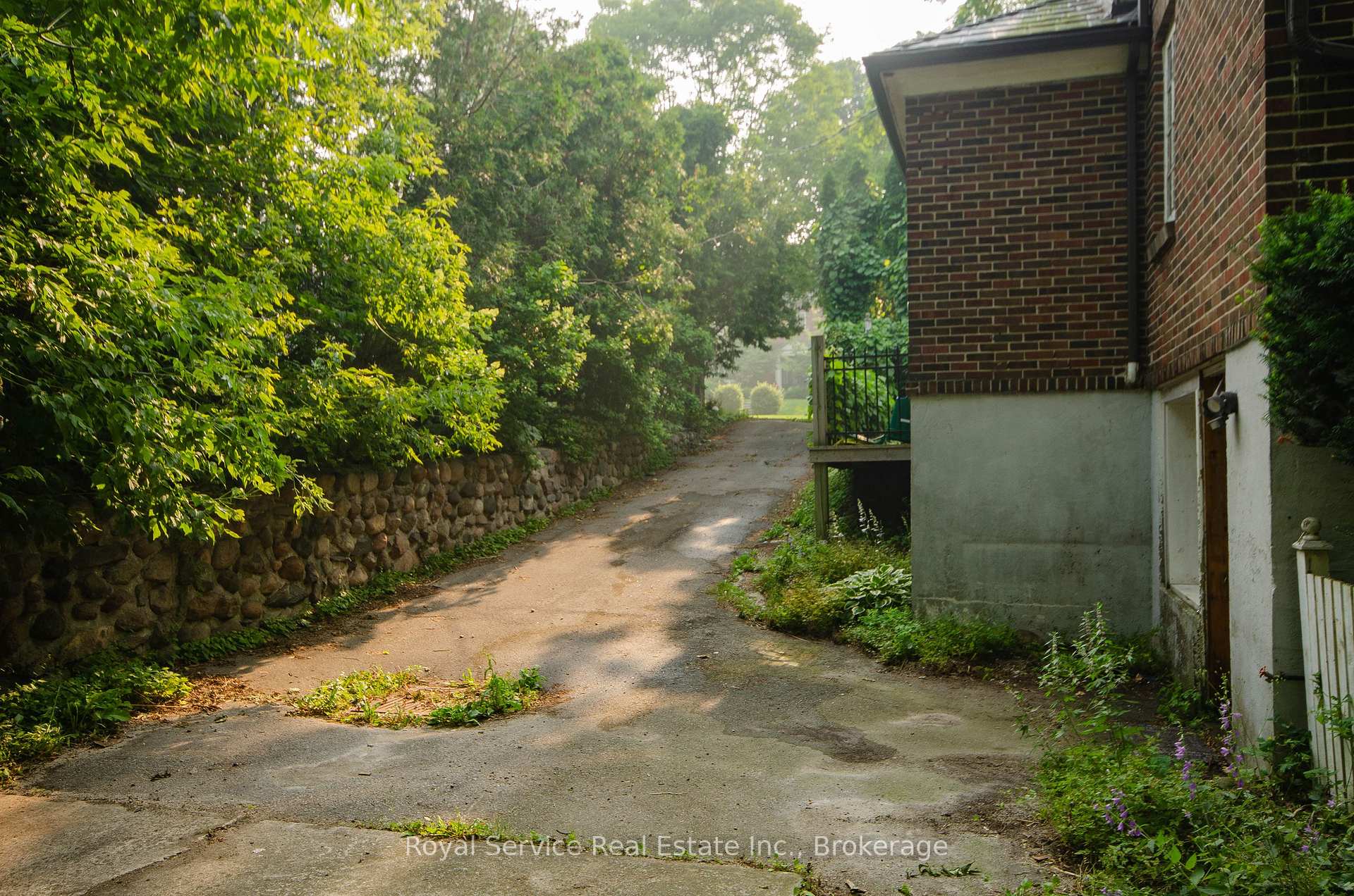 Photo 31 of 52 King Street, Port Hope — HOMEH