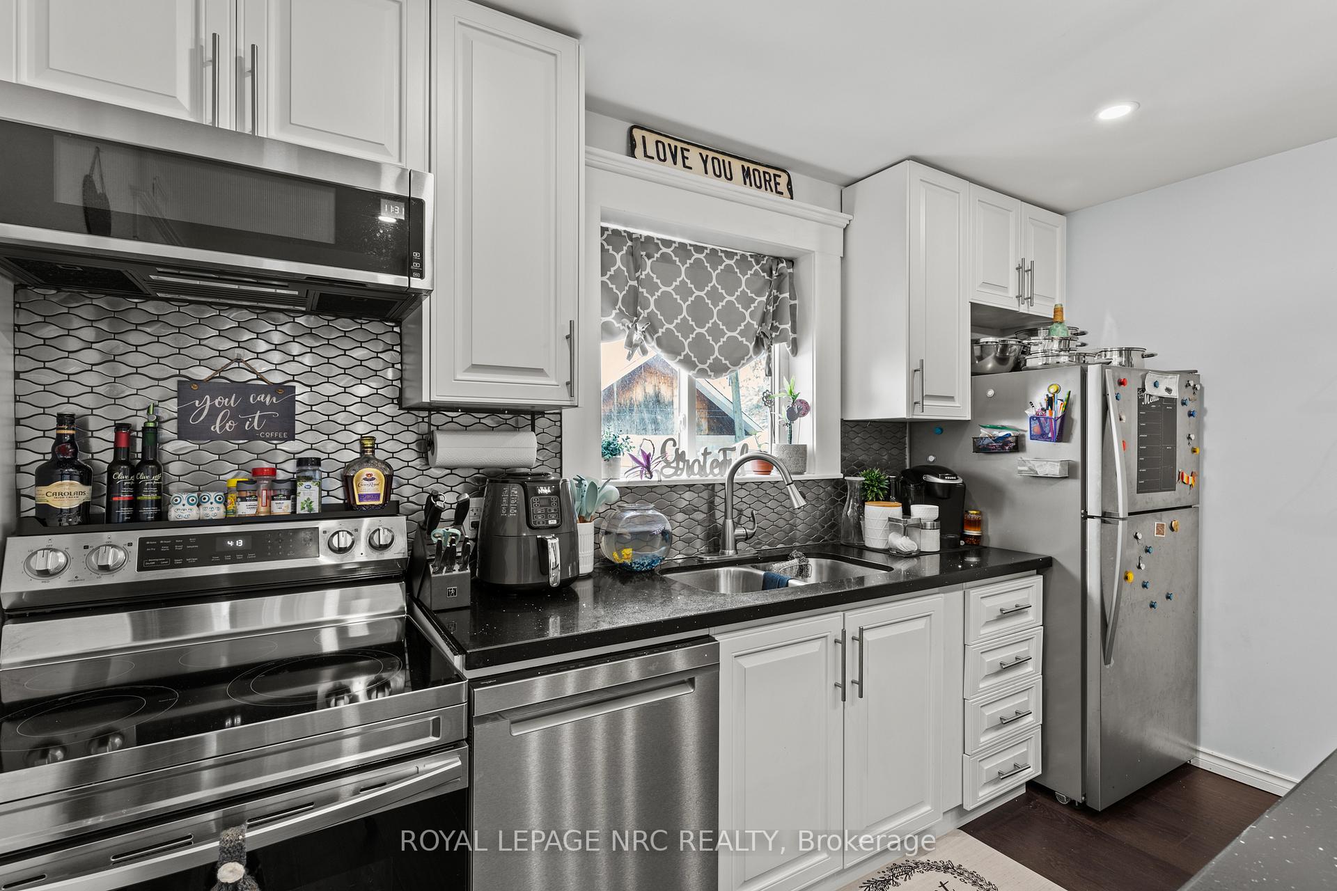 Photo 15 of 111 Morton Street, Thorold, Allanburg/Thorold South — HOMEH