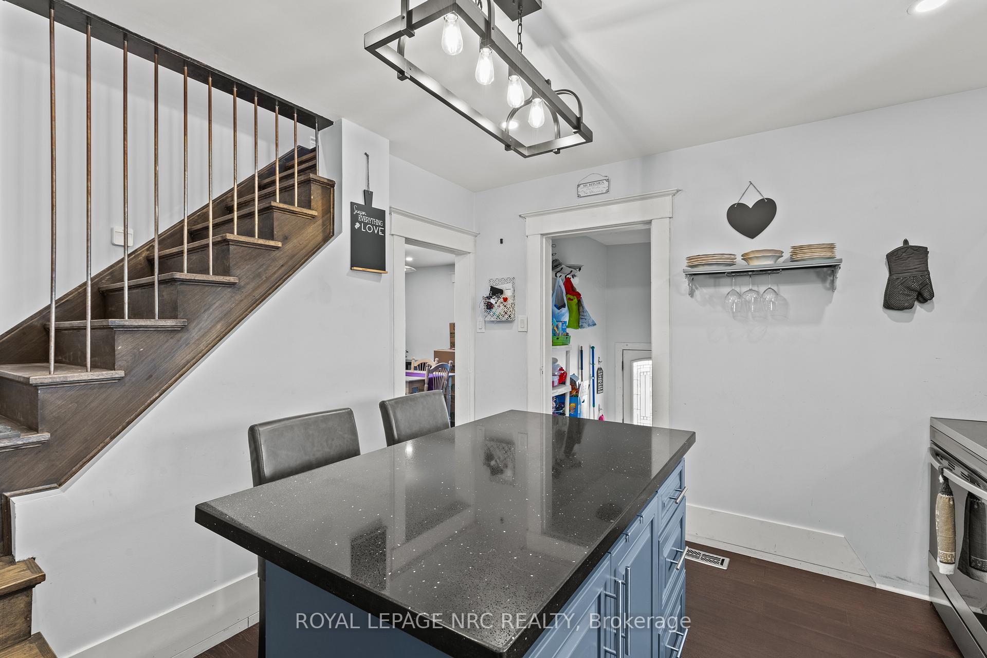 Photo 17 of 111 Morton Street, Thorold, Allanburg/Thorold South — HOMEH