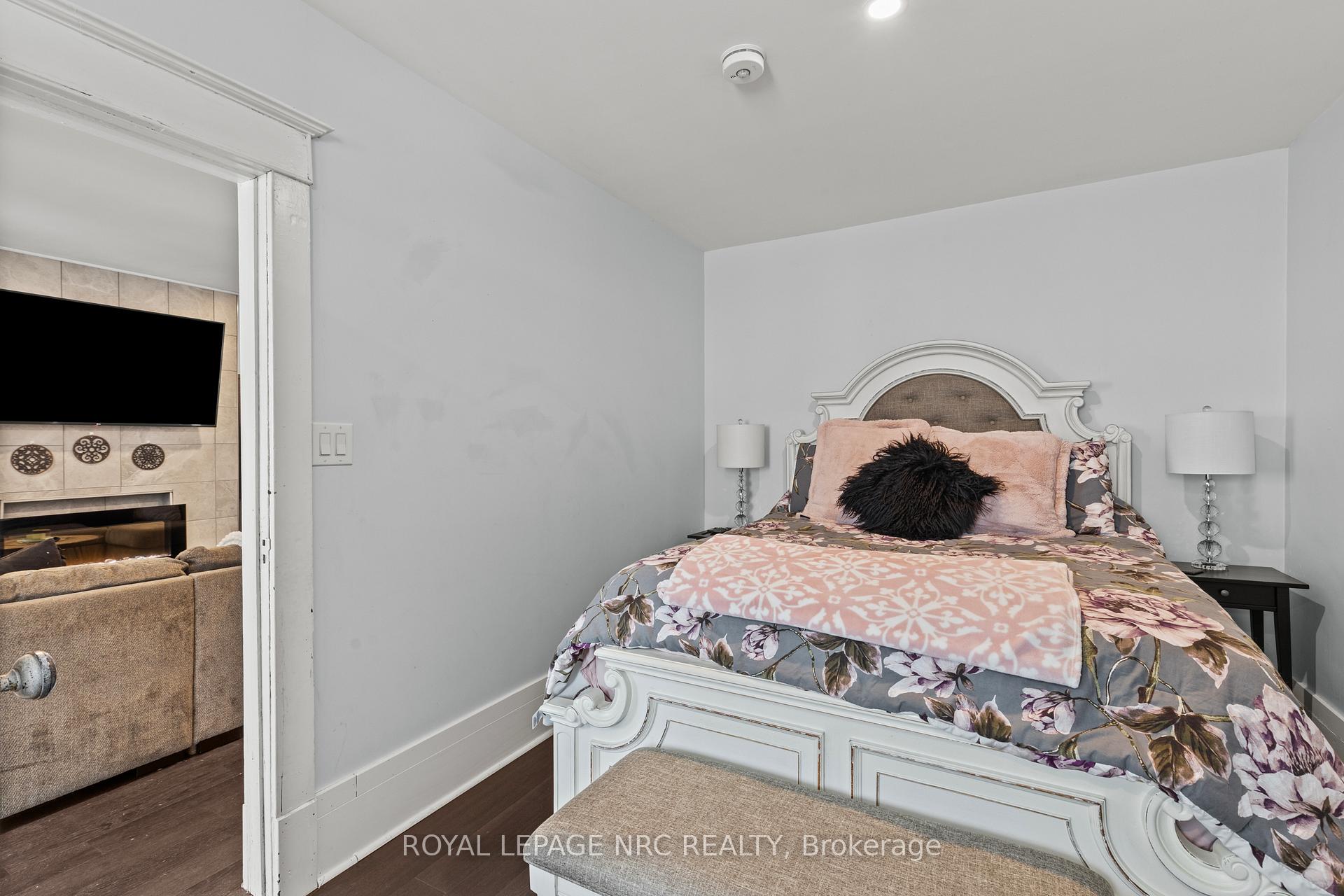 Photo 18 of 111 Morton Street, Thorold, Allanburg/Thorold South — HOMEH